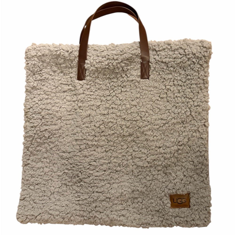 UGG Soft Fluffy Gray Sherpa Bag/Brown Handles NWOT